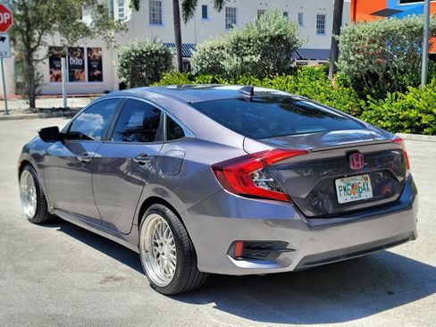 Used 2016 Honda Civic EX-T image 8