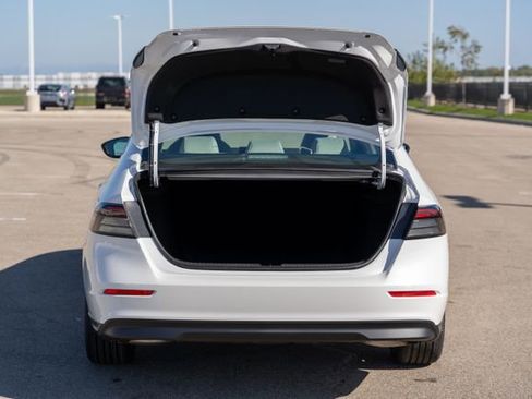 New 2025 Honda Accord LX image 17