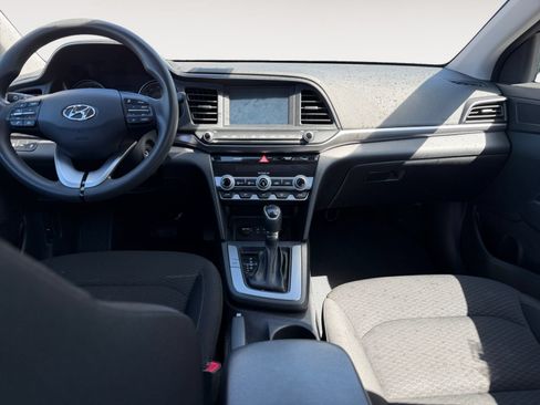 Used 2020 Hyundai Elantra SEL w/ Cargo Package (C1) FWD image 11