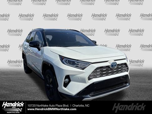 Used 2020 Toyota RAV4 XSE AWD/4WD image 1