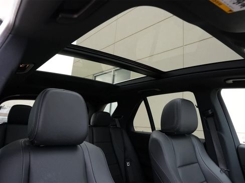 Used 2025 Mercedes-Benz GLE 350 4MATIC image 24