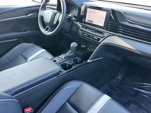 Certified 2025 Toyota Camry SE image 19