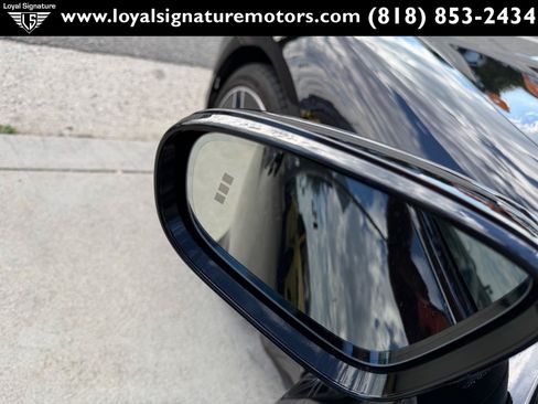 Used 2025 Porsche Taycan w/ Premium Package RWD image 19