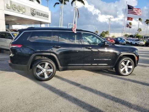 Certified 2021 Jeep Grand Cherokee L Limited RWD image 8