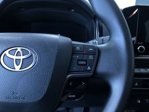 Used 2026 Toyota Camry LE FWD image 27