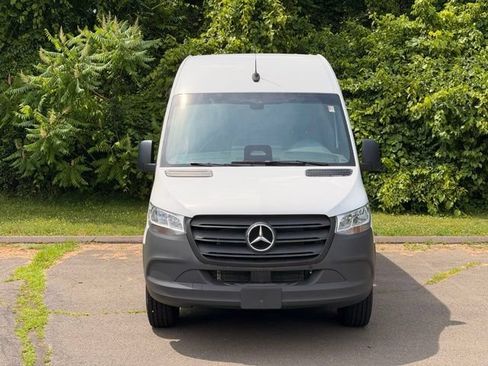 New 2025 Mercedes-Benz Sprinter 2500 image 2