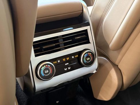 New 2026 Land Rover Range Rover SE AWD/4WD image 15