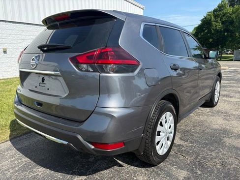 Used 2019 Nissan Rogue S FWD image 15