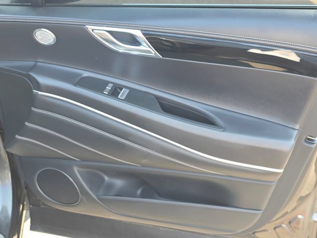 Used 2025 Genesis GV80 2.5T Standard AWD/4WD image 10