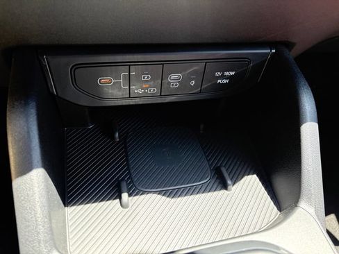 Used 2025 Kia K4 GT-Line Turbo FWD image 19
