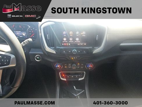 Used 2024 GMC Terrain SLE w/ Driver Convenience Package image 19