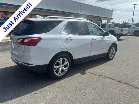 Used 2021 Chevrolet Equinox Premier FWD image 3