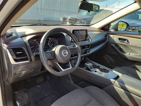 Used 2021 Nissan Rogue S image 9