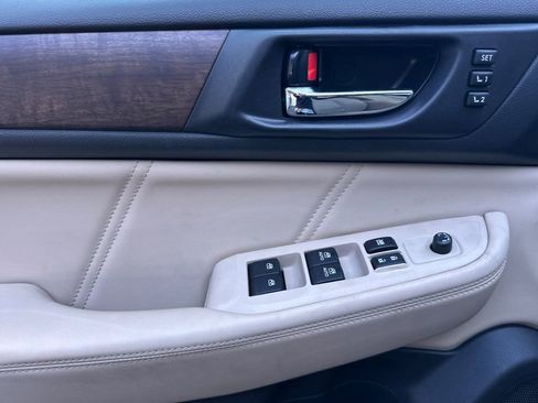 Used 2019 Subaru Outback 2.5i Limited w/ Popular Package #2 image 11