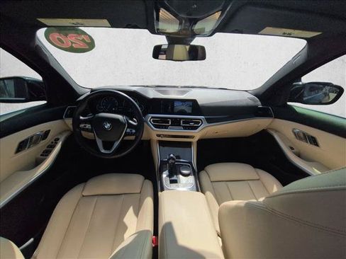 Used 2020 BMW 330i Sedan w/ Convenience Package RWD image 17
