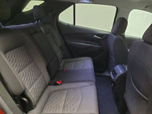 Used 2020 Chevrolet Equinox LT FWD image 19