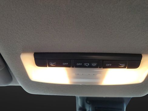 New 2025 Nissan Versa SV w/ Trunk Package image 24