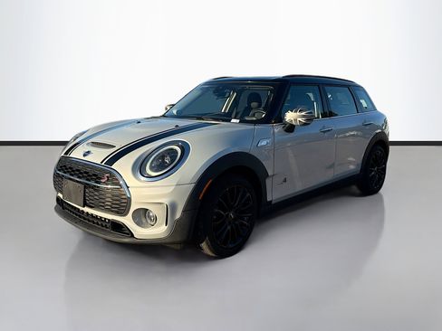 Used 2023 MINI Cooper Clubman S image 1