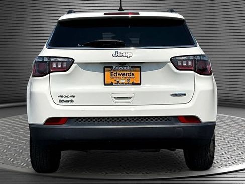 Used 2021 Jeep Compass Latitude w/ Convenience Group AWD/4WD image 5
