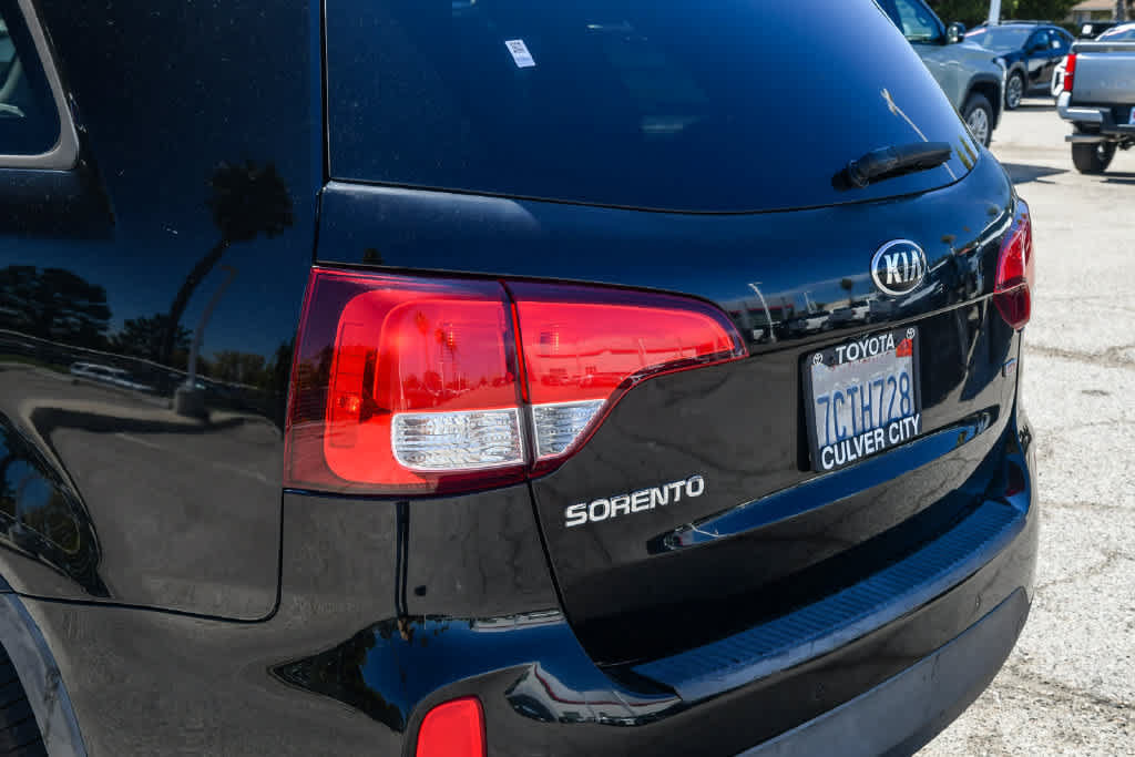 Used 2014 Kia Sorento LX w/ Premium Package FWD image 6