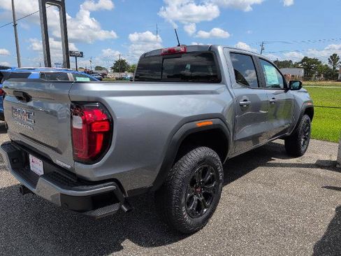 New 2025 GMC Canyon Elevation w/ Convenience Package image 4
