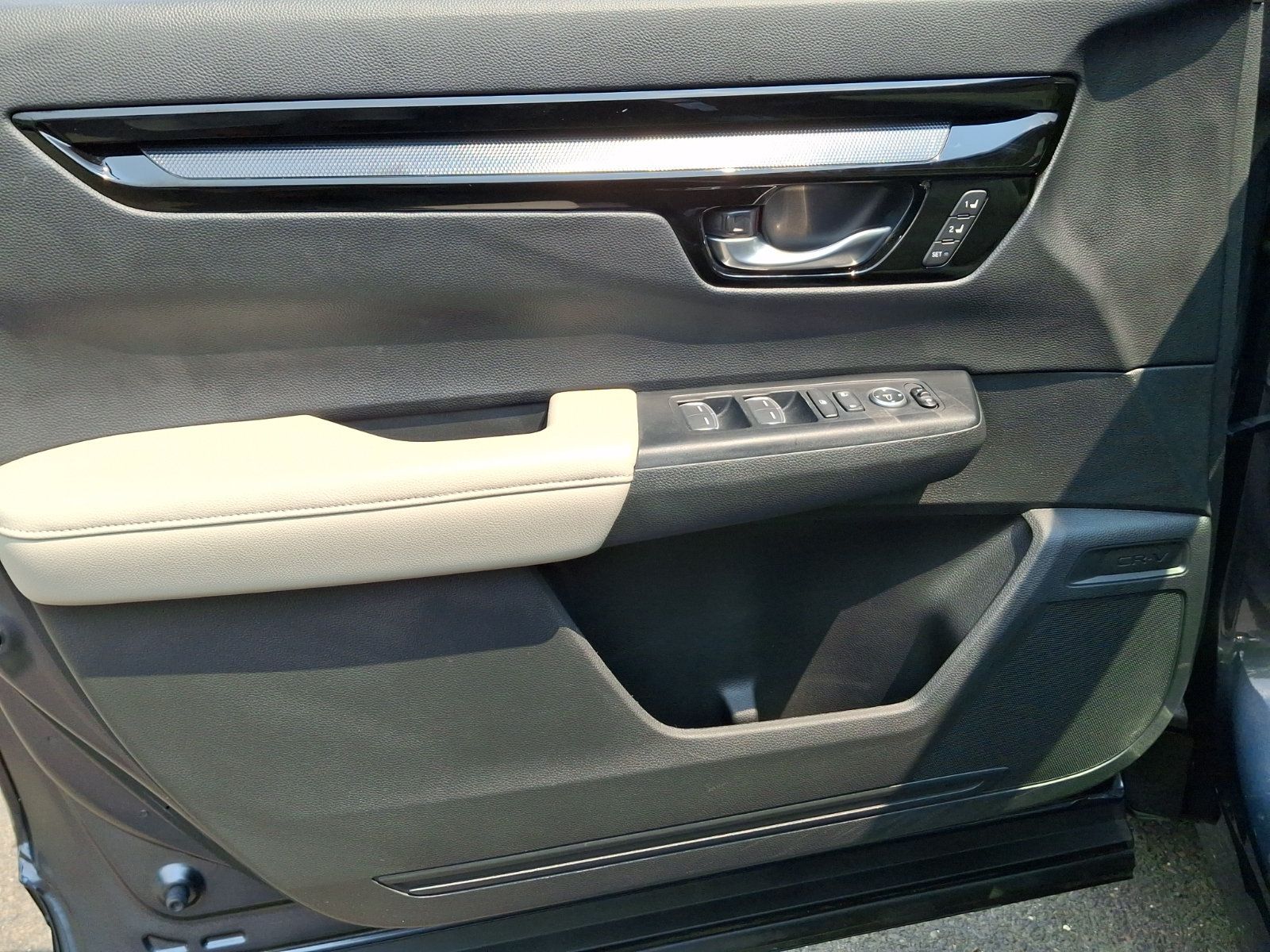 Used 2024 Honda CR-V EX-L image 12