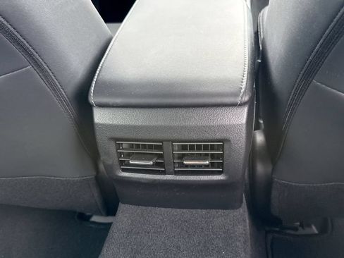 Used 2025 Lexus IS 350 F Sport RWD image 18