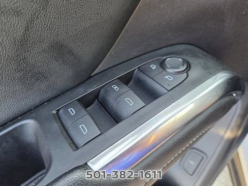 Used 2024 Chevrolet Traverse LT FWD image 31
