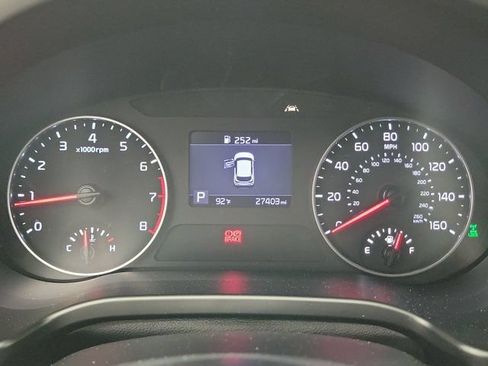Used 2023 Kia Seltos LX AWD/4WD image 25