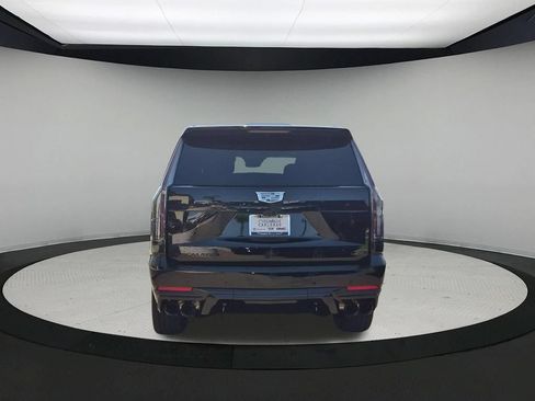 New 2026 Cadillac Escalade V w/ LPO, ONYX Package AWD/4WD image 4