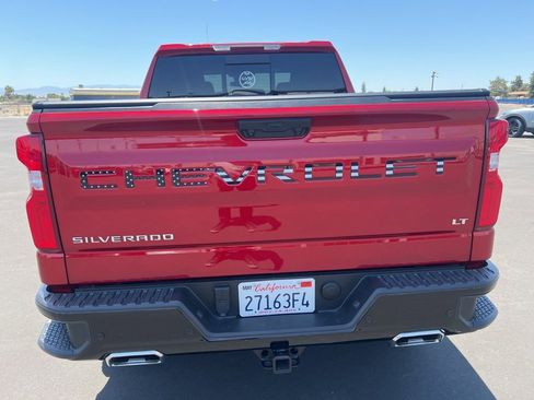 Used 2025 Chevrolet Silverado 1500 LT Trail Boss w/ Convenience Package II AWD/4WD image 5
