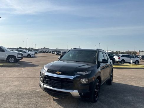 Used 2021 Chevrolet TrailBlazer LT w/ Convenience Package AWD/4WD image 7