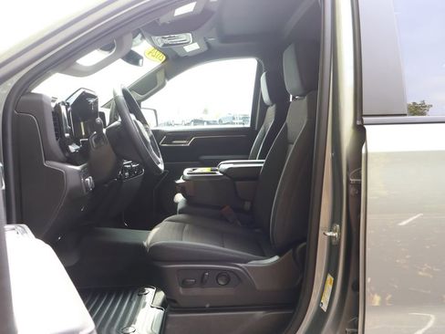 Certified 2024 Chevrolet Silverado 1500 RST w/ Z71 Off-Road Package image 28