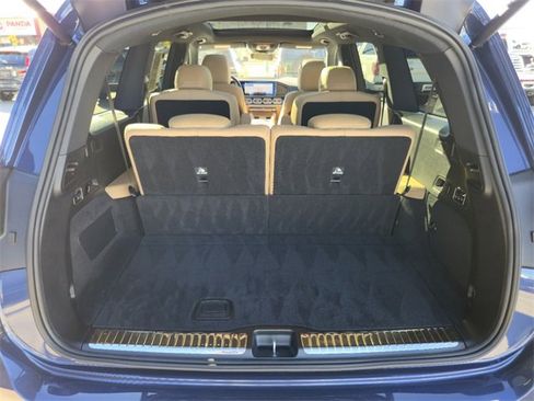 Used 2024 Mercedes-Benz GLS 450 4MATIC image 10