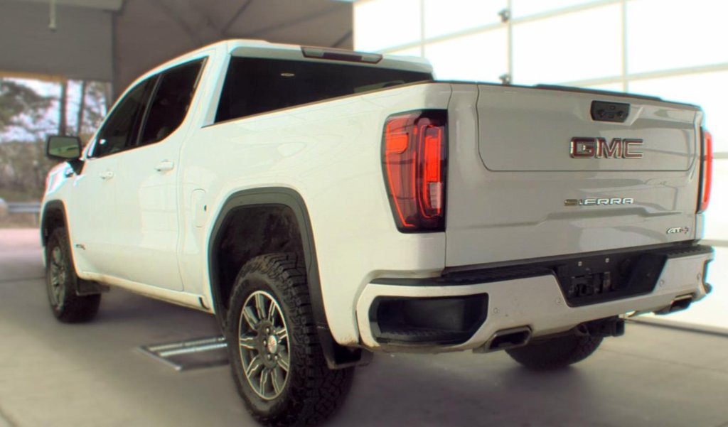 Used 2026 GMC Sierra 1500 AT4 AWD/4WD image 4