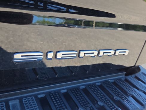 Certified 2025 GMC Sierra 1500 Denali w/ Denali Reserve Package AWD/4WD image 33