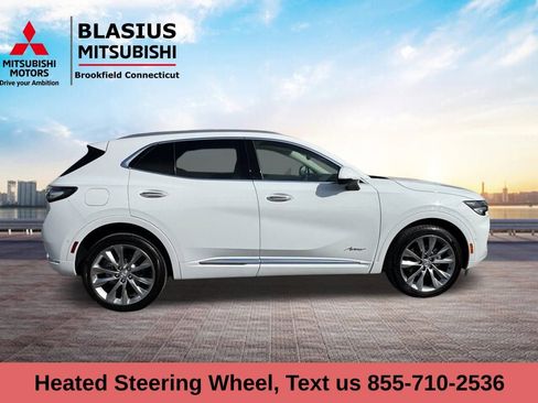 Used 2022 Buick Envision Avenir w/ Technology Package II image 43