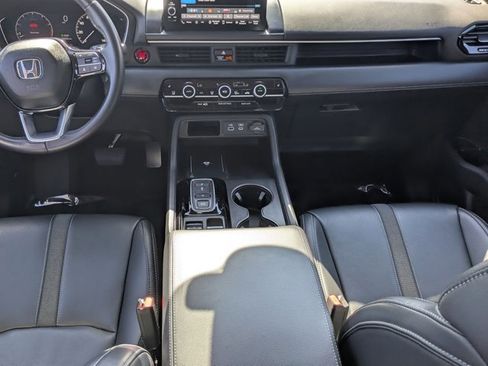 Used 2023 Honda Pilot EX-L image 16