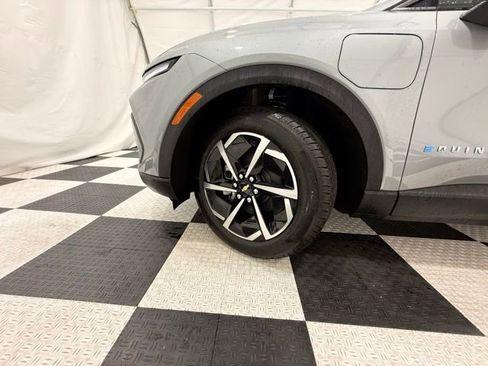 New 2026 Chevrolet Equinox EV LT w/ Comfort Package image 9