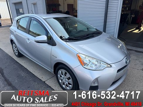 Used 2014 Toyota Prius C Two FWD image 1