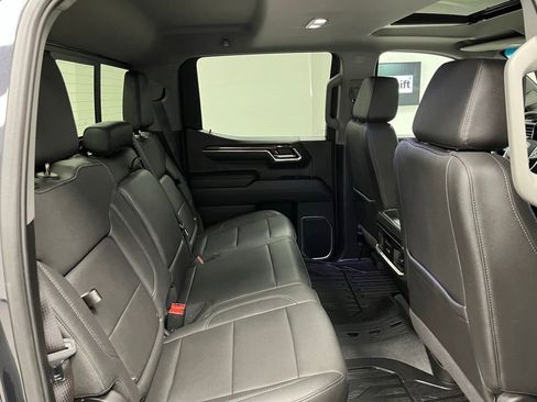 Used 2024 GMC Sierra 1500 Elevation w/ Elevation Premium Package AWD/4WD image 53