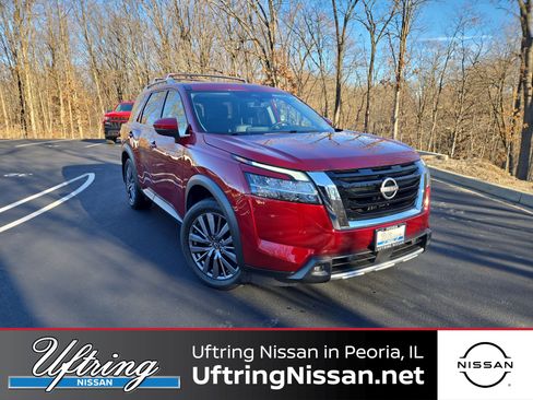 Used 2023 Nissan Pathfinder SL w/ SL Premium Package image 1