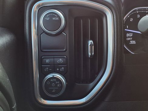 Used 2020 GMC Sierra 1500 SLT image 19