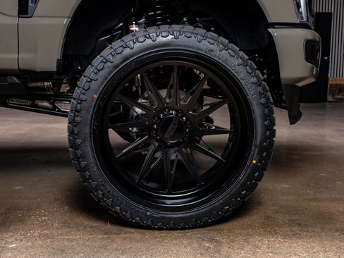 Used 2026 Ford F250 King Ranch w/ Chrome Package image 12