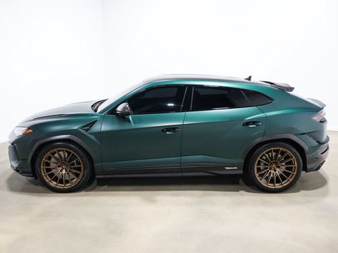 Used 2024 Lamborghini Urus Performante AWD/4WD image 14