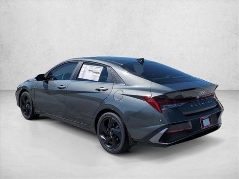 New 2026 Hyundai Elantra SEL Sport Premium image 9