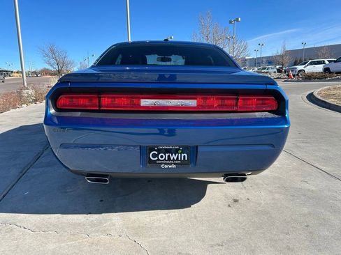 Used 2010 Dodge Challenger R/T image 8