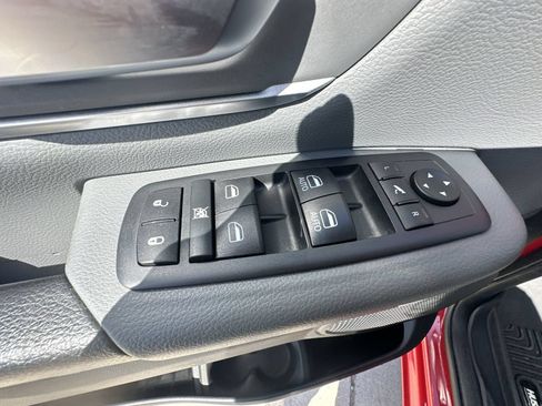 Used 2020 RAM 1500 Big Horn AWD/4WD image 21