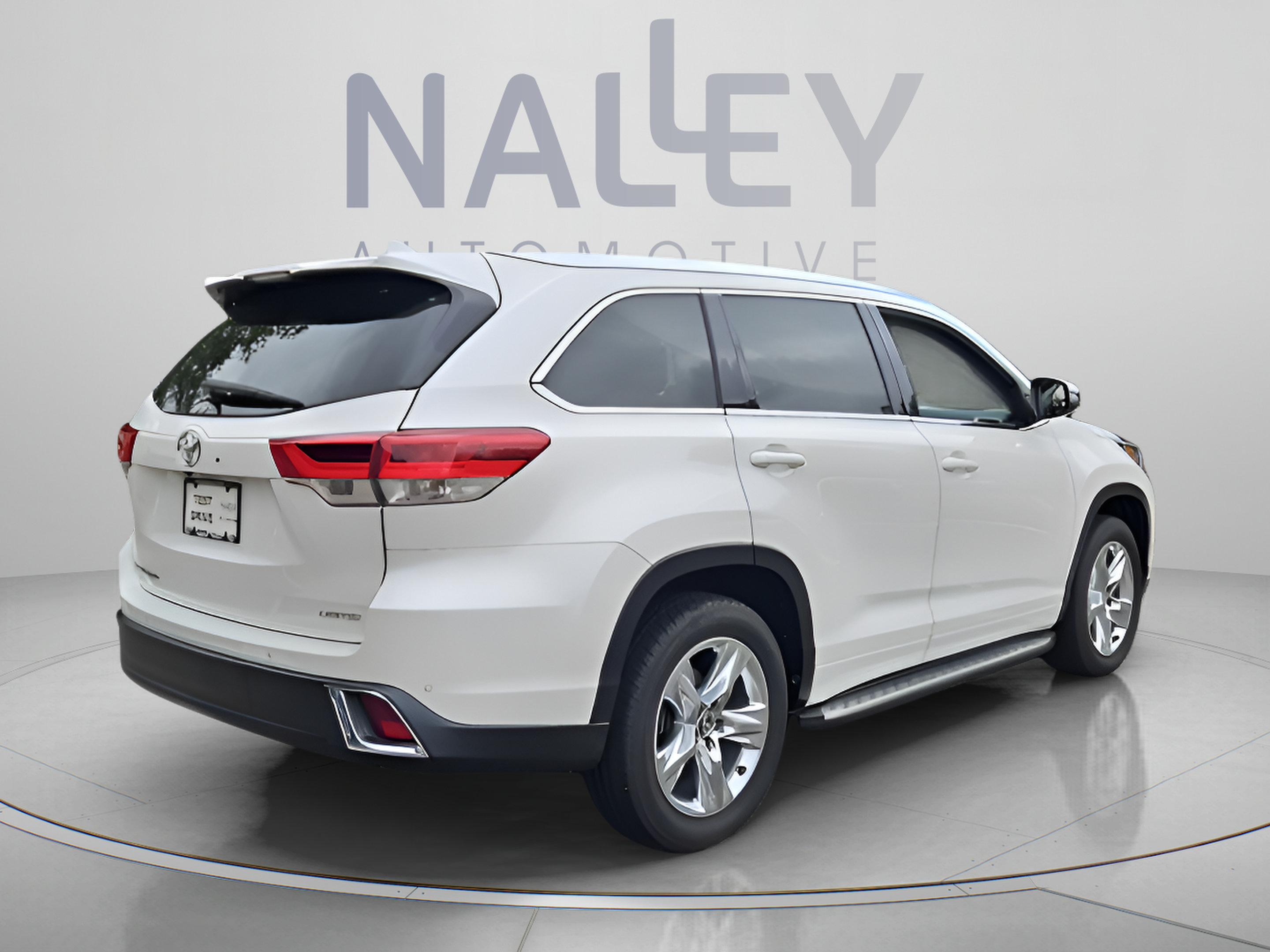 Used 2019 Toyota Highlander Limited FWD image 5
