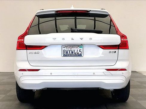Used 2022 Volvo XC60 B5 Momentum AWD/4WD image 3